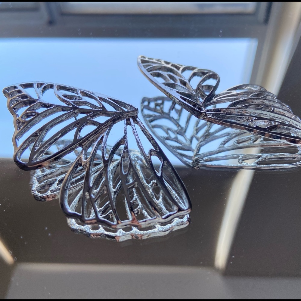 Butterfly wings larg earrings - Picture 5 of 7
